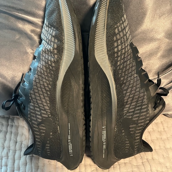 Nike Air Zoom Pegasus 37 Men’s Running Shoes Sz 10.5 W - Picture 2 of 5